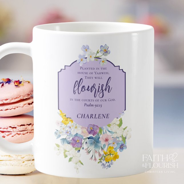 Taza De Café Elegante escritura floral pastel versículo persona (Subido por el creador)