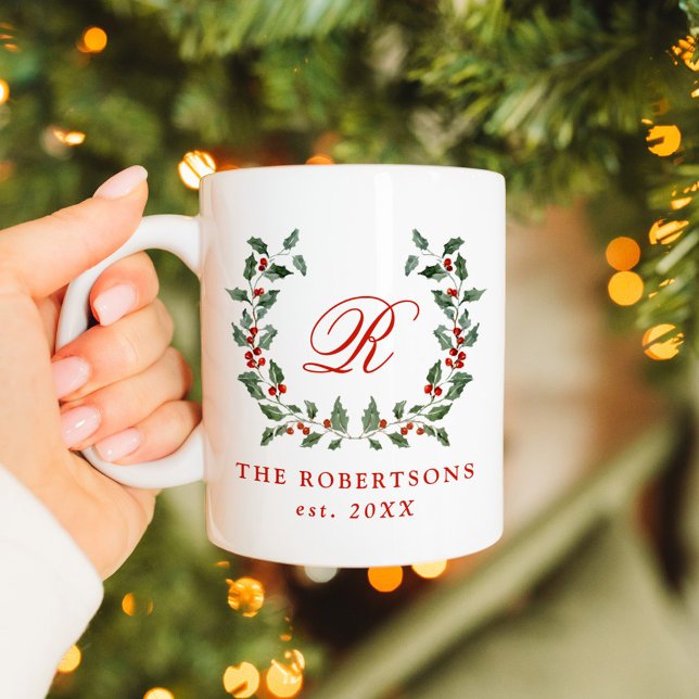 Taza De Café Elegante Holly Berry Wreath Monograma personalizad (Subido por el creador)