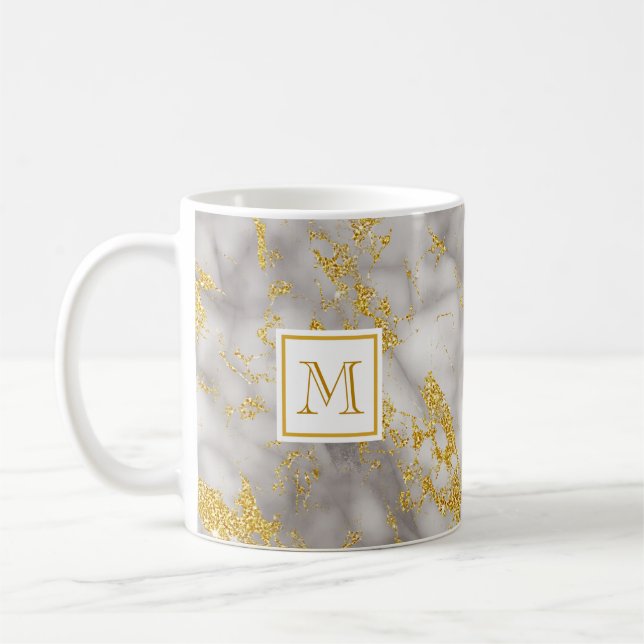Taza De Café Elegante Monograma de Mármol Gris Faux Gold Purpur (Izquierda)