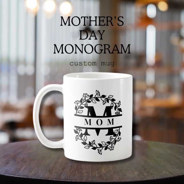 Taza De Café Elegante Monograma dividido floral dividido con te (Floral split monogram Mother's day custom mug, name or text. bilingual. multilingual project)