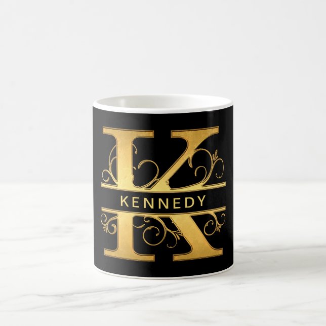 Taza De Café Elegante Monograma "K" Nombre personalizado Oro ne (Centro)