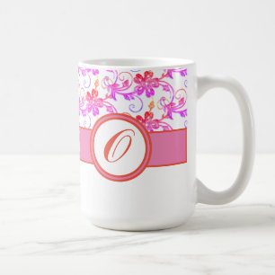 Taza De Café Elegante Monograma y Patrón Floral Rosa