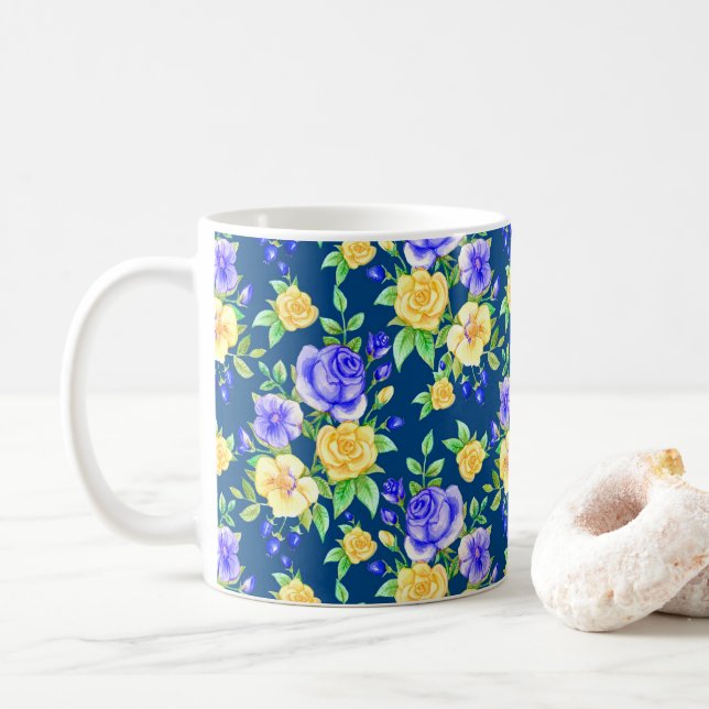 Taza De Café Elegante patrón floral rosa amarillo azul (Con donut)