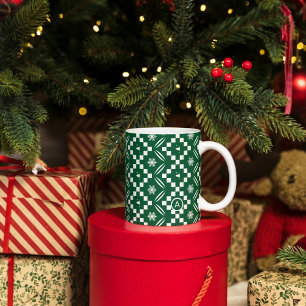 Taza De Café Elegantes Navidades sudan un patrón verde transpar