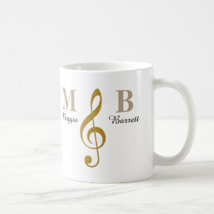 Taza De Café ella ama la música