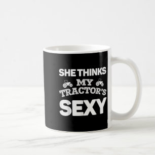 Taza De Café Ella Piensa En Mis Tractores Y En La Camiseta Grac