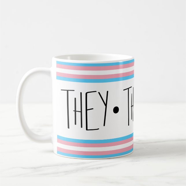 Taza De Café Ellos/Ellos/Sus Pronuncian El Café Transgénero Mug (Izquierda)