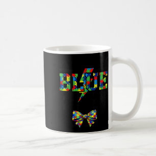 Taza De Café en abril usa azul rompecabezas de conciencia del a