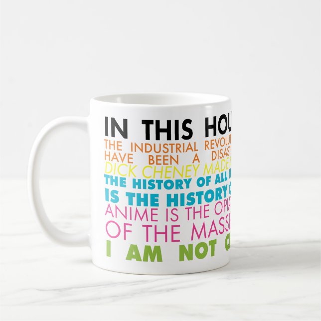 Taza De Café En Esta Casa Creemos Que Mug (Izquierda)