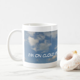 Taza De Café En Nueve Nubes De Café Panorámico