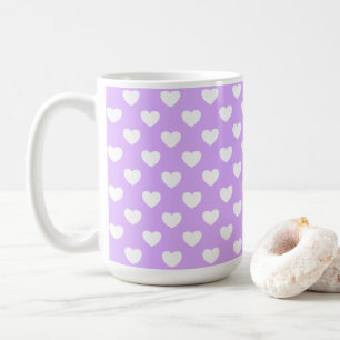 Taza De Café Encantadora Lavanda Con Patrón De Corazón Blanco