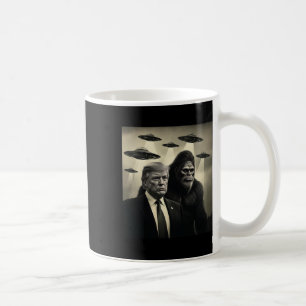 Taza De Café Encuentro de Trump Bigfoot Ovni Alien Conspiración