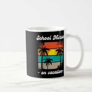 Taza De Café Enfermera escolar de vacaciones playa palmeras cru