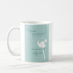 Taza De Café Enfermera especial Dandelion sobre verde Verde azu