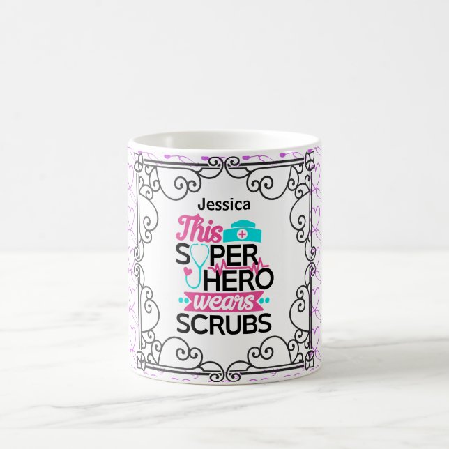 Taza De Café ENFERMERA - Esta Superheroína Usa SCRUBS Personali (Centro)