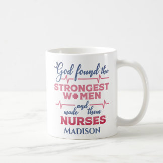 Taza De Café Enfermera femenina fuerte encontrada por Dios