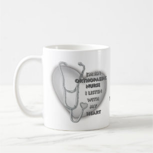 Taza De Café Enfermera ortopédica de corazón gris