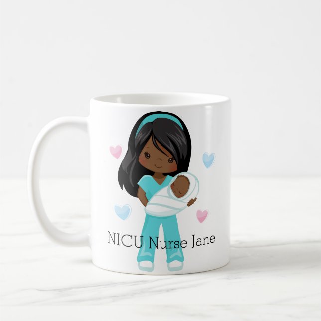 Taza De Café Enfermera personalizada del afroamericano NICU con (Izquierda)