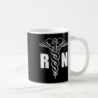 Taza De Café Enfermería del símbolo médico de la enfermera Rn C