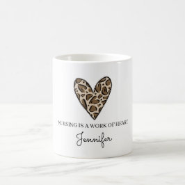 Taza De Café Enfermería es un trabajo de Personalizado del cora