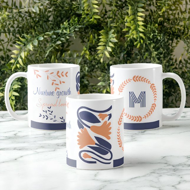Taza De Café Enfermería y florecimiento: Monograma personalizad (Subido por el creador)
