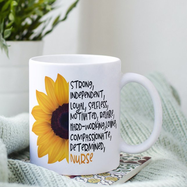 Taza De Café Enfermero de trabajo esencial de flor de girasol a (Subido por el creador)