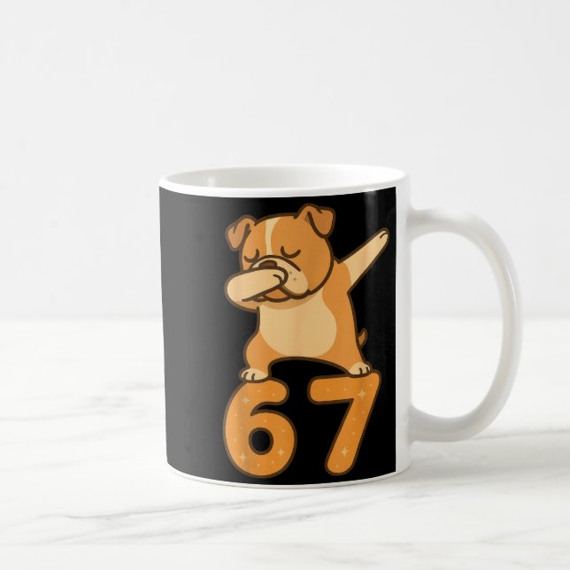 Taza De Café English Bulldog Dog 67 Meme Six Seven Funny Dabbin (Derecha)