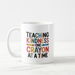 Taza De Café Enseñando amabilidad un crayón a la vez