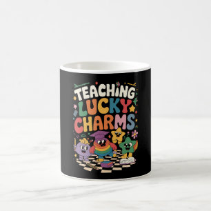 Taza De Café Enseñando Lucky Charms al profesor el día de San P