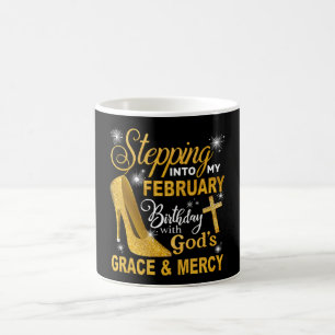 Taza De Café Entrando En Mi Cumpleaños De Febrero Con La Gracia