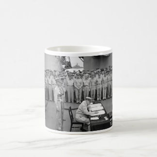 Taza De Café Entrega de general MacArthur Signing The japanese