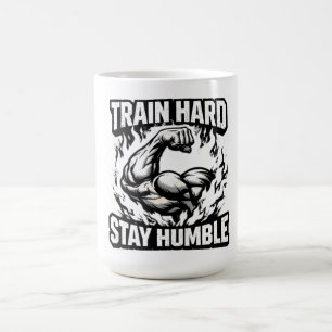 Taza De Café Entrena Duro Permanece Humilde – Equilibrio de Men