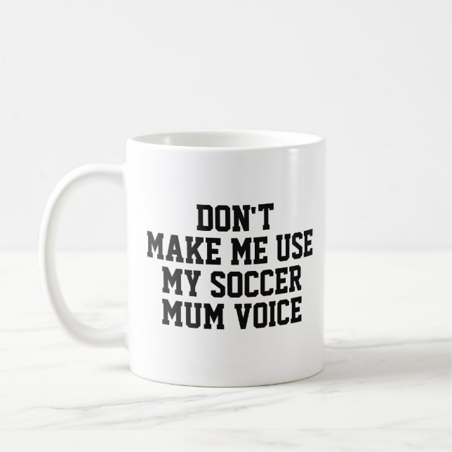 Taza De Café Entrenador de Fútbol de mamá moderna (Izquierda)