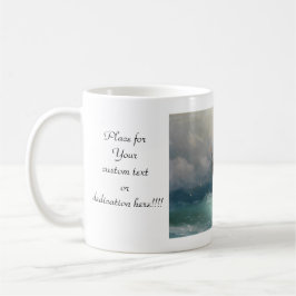 Taza De Café Envíe en tormenta tempestuosa del paisaje marino