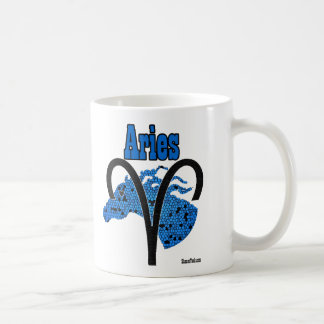 Taza de café equina del horóscopo del aries