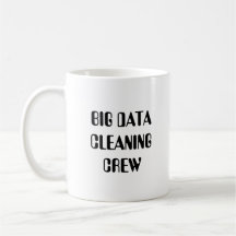 Equipo de limpieza grande de datos