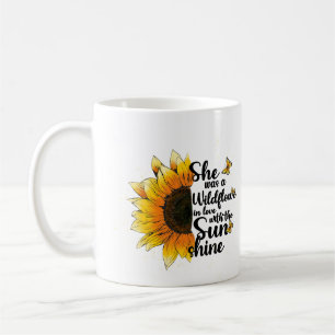 Taza De Café Era Una Flor Silvestre Enamorada Del Sol
