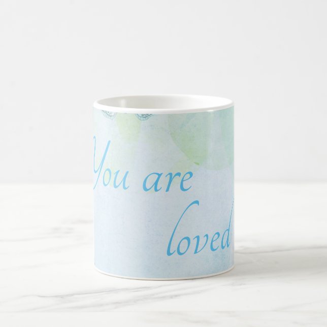 Taza De Café "Eres amado" acuarela azul (Centro)