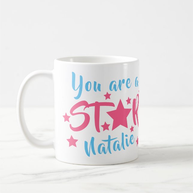 Taza De Café Eres un nombre personalizado de Star Pink Stars (Izquierda)