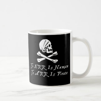 Taza De Café Errar es humano a Arr está el pirata