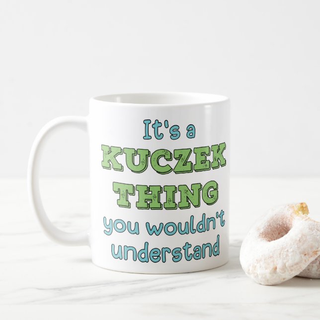 Taza De Café Es algo de Kuczek (Con donut)