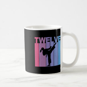 Taza De Café Es mi duodécima artes marciales Chica de Bday Kara