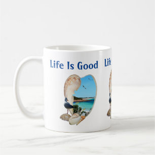Taza De Café Escenario De Playa En Un Muro De Cubón De Playa,