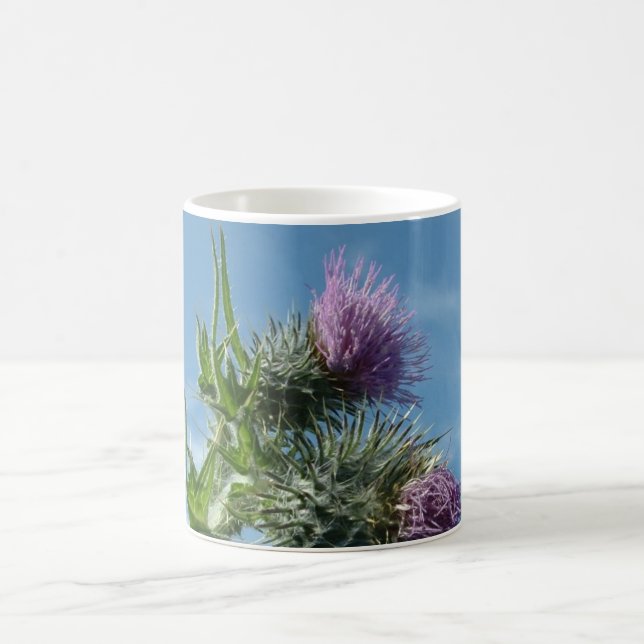 Taza de café escocesa del cardo del cielo azul (Centro)
