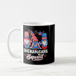 Taza De Café Escuadrón de Travesuras de Gnomos Patrióticos Usa
