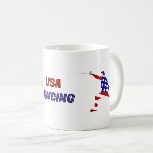 Taza De Café Esgrima Patriótica de EE. UU. En Guardia