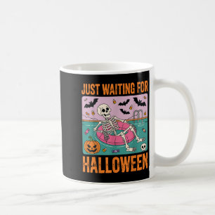 Taza De Café Espeluznante Esqueleto De Verano Esperando Hallowe