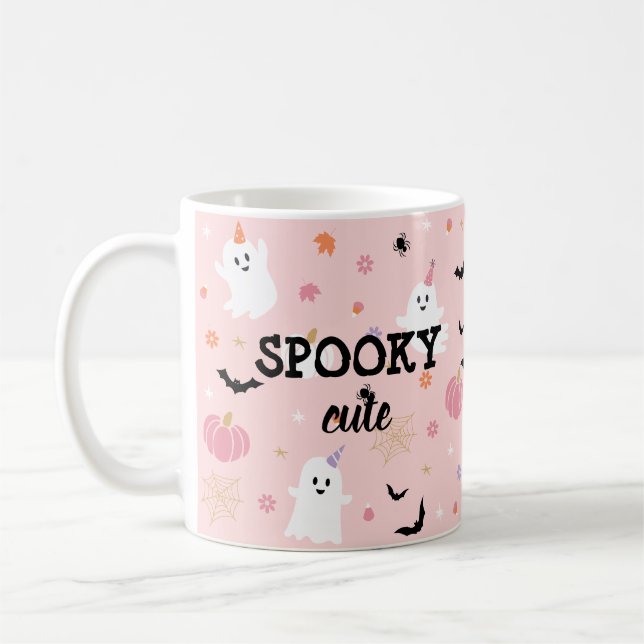 Taza De Café Espeluznante Halloween con fantasía rosada (Izquierda)