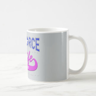 Taza De Café Esposa de la fuerza aérea jubilada
