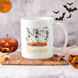 Taza De Café esqueleto bailando en Halloween nunca mejor calaba